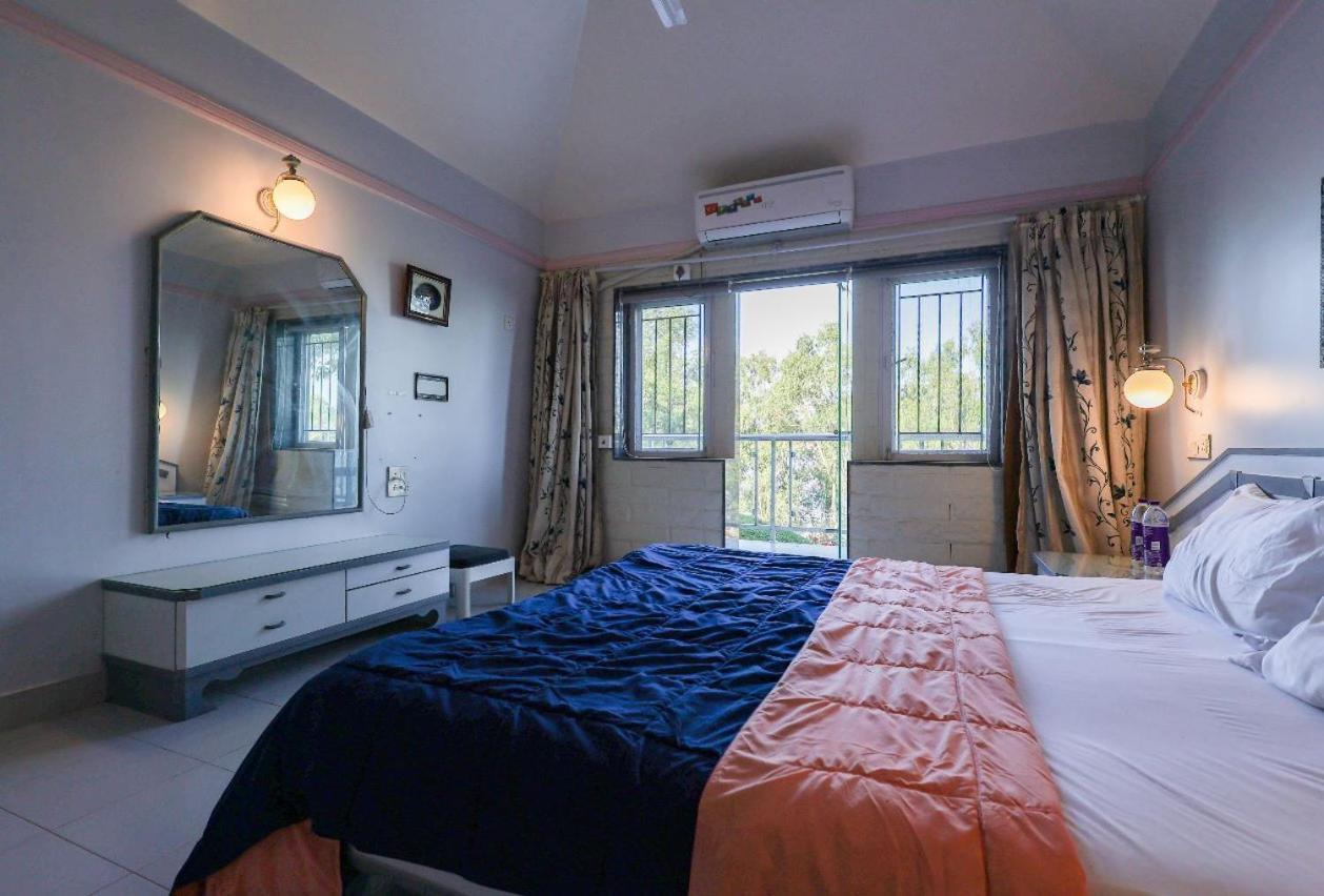 Valleycrest Villa With Swimming Pool Mahabaleshwar Exterior photo